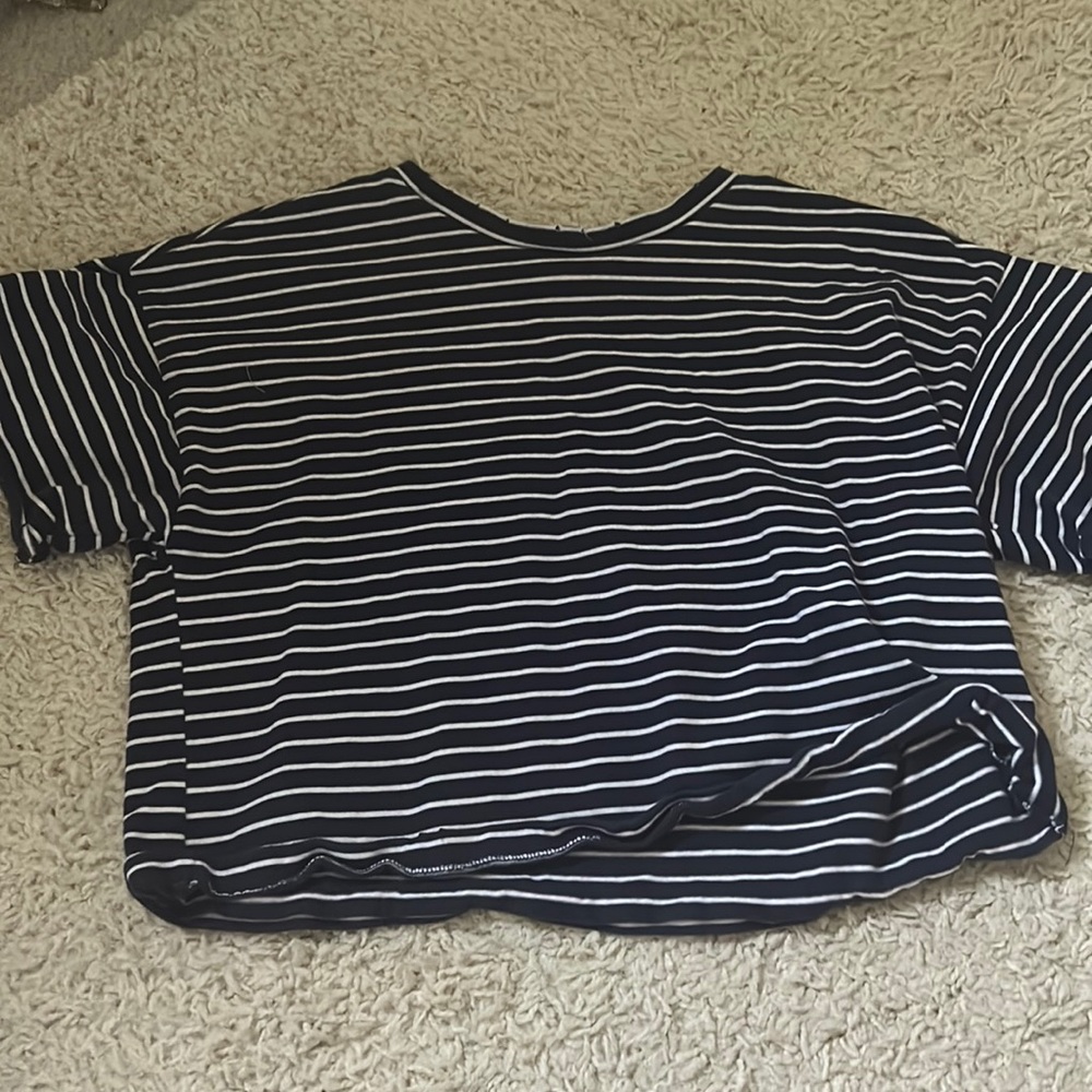 Cropped t shirt
